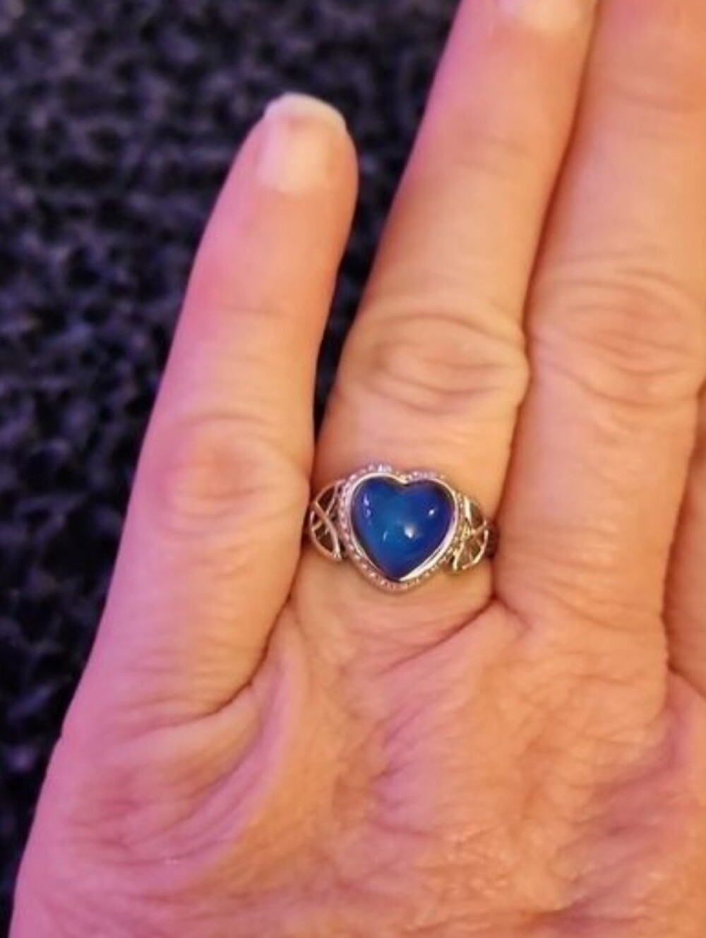 Mood Ring Heart Shaped Color Changing Temperature Sensing